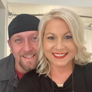 Meet your Posher, Holly n cody